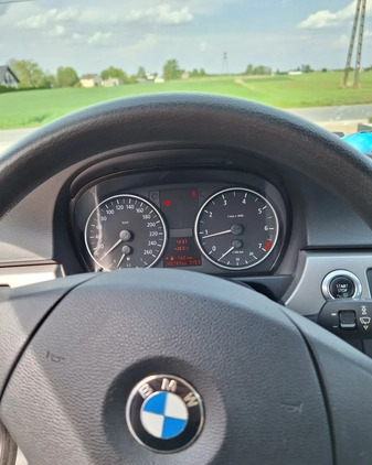 BMW Seria 3 cena 24900 przebieg: 245000, rok produkcji 2005 z Łabiszyn małe 254